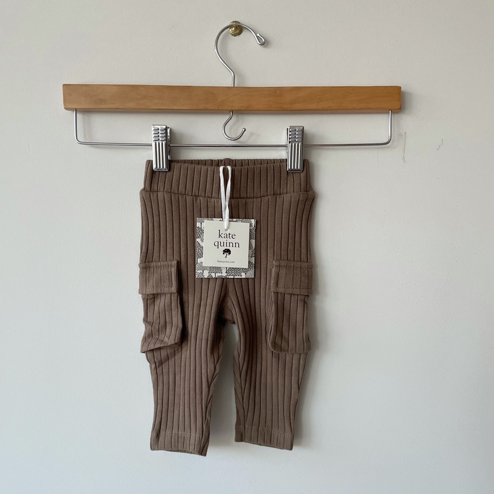 Kate Quinn | Organic Cotton Wide Rib Knit Skinny Cargo Pants in Fossil | 0-3 mo